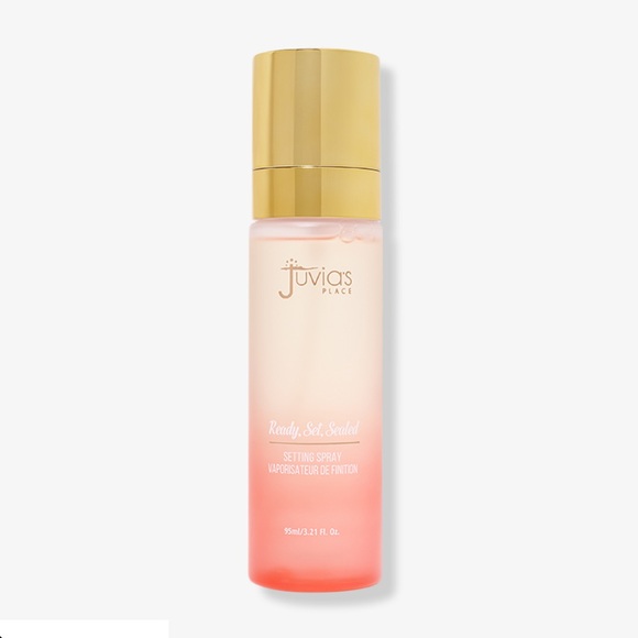 Julia’s Place Makeup Bundle - Picture 5 of 5